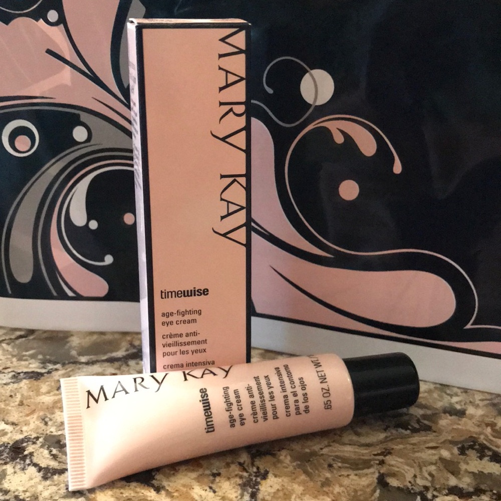 Timewise Age-fighting Eye Cream